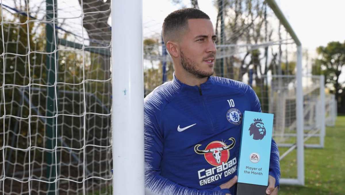 eden-hazard-wins-the-ea-sports-player-of-the-month-award-september-2018-5bc8a6d93bf4c9b050000011.jpg