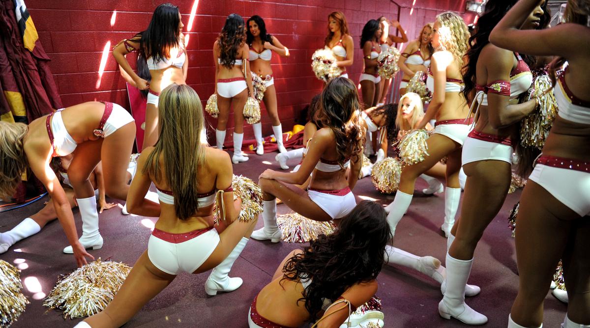 Redskins-cheerleaders.png