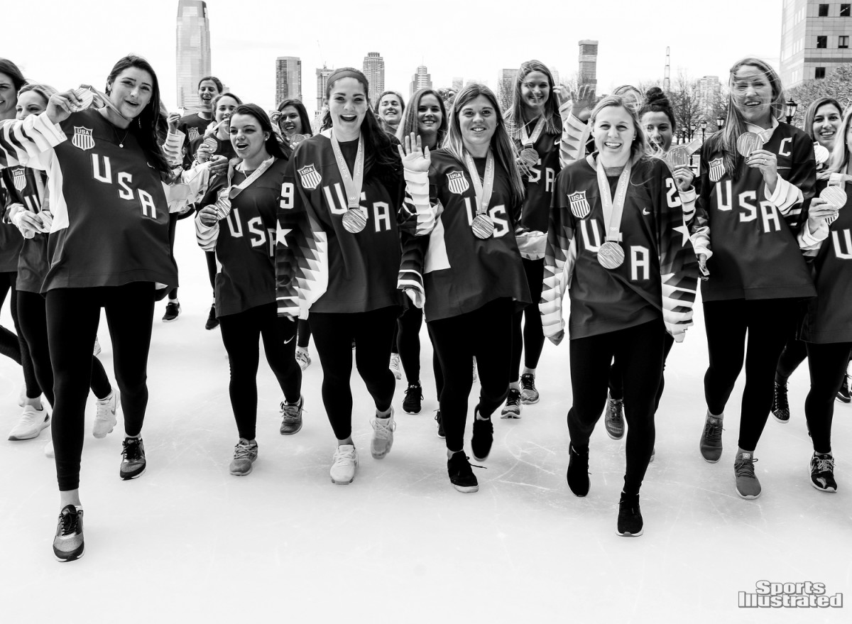 Team USA Women's Olympic Ice Hockey Gold Medal Sports Illustrated