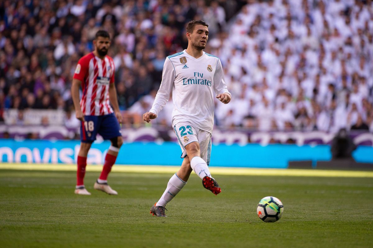 real-madrid-v-atletico-madrid-la-liga-5b337bdef7b09daa16000018.jpg