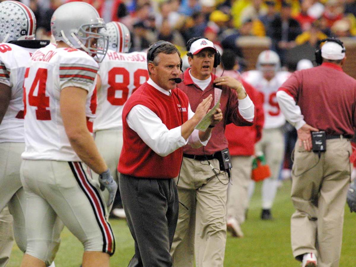 jim-tressel-ohio-state-michigan-2001.jpg