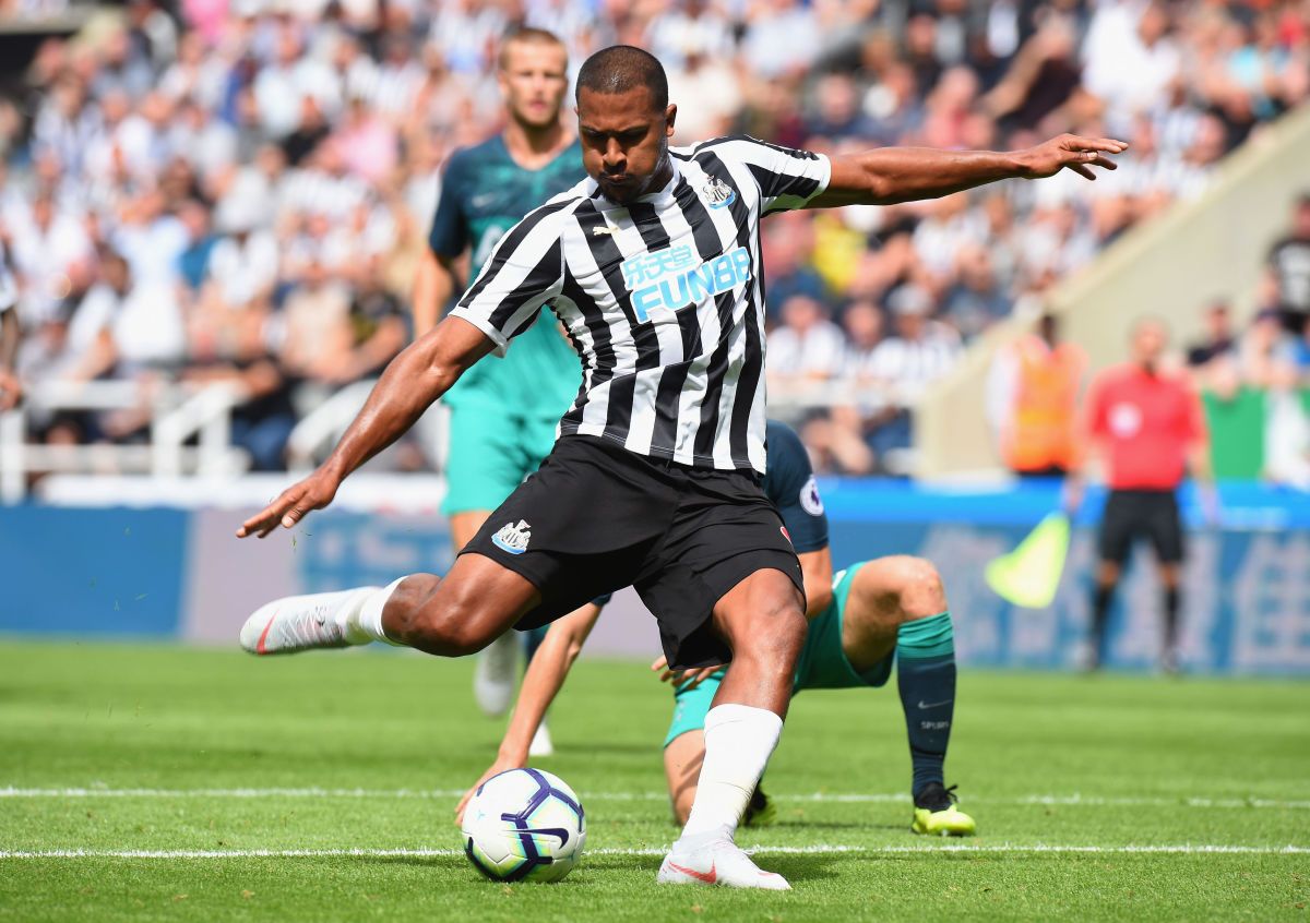 newcastle-united-v-tottenham-hotspur-premier-league-5b74256d0835b5b6a2000001.jpg