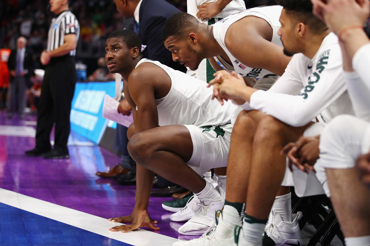 jaren-jackson-msu-bench.jpg