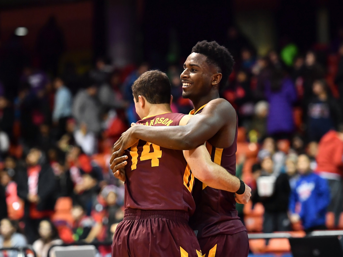 loyola-chicago-roundtable.jpg