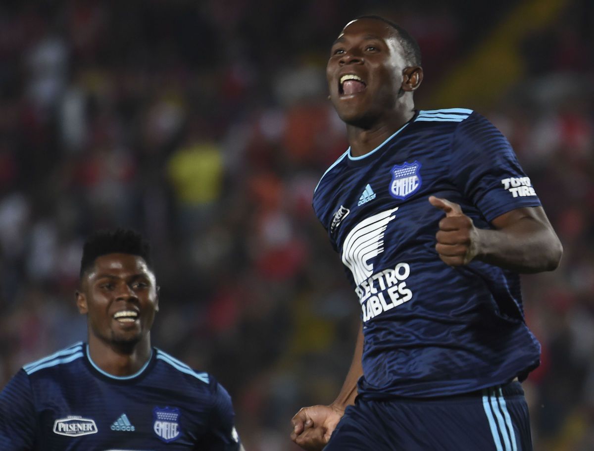 fbl-libertadores-santafe-emelec-5b34f4c8347a025ac8000050.jpg
