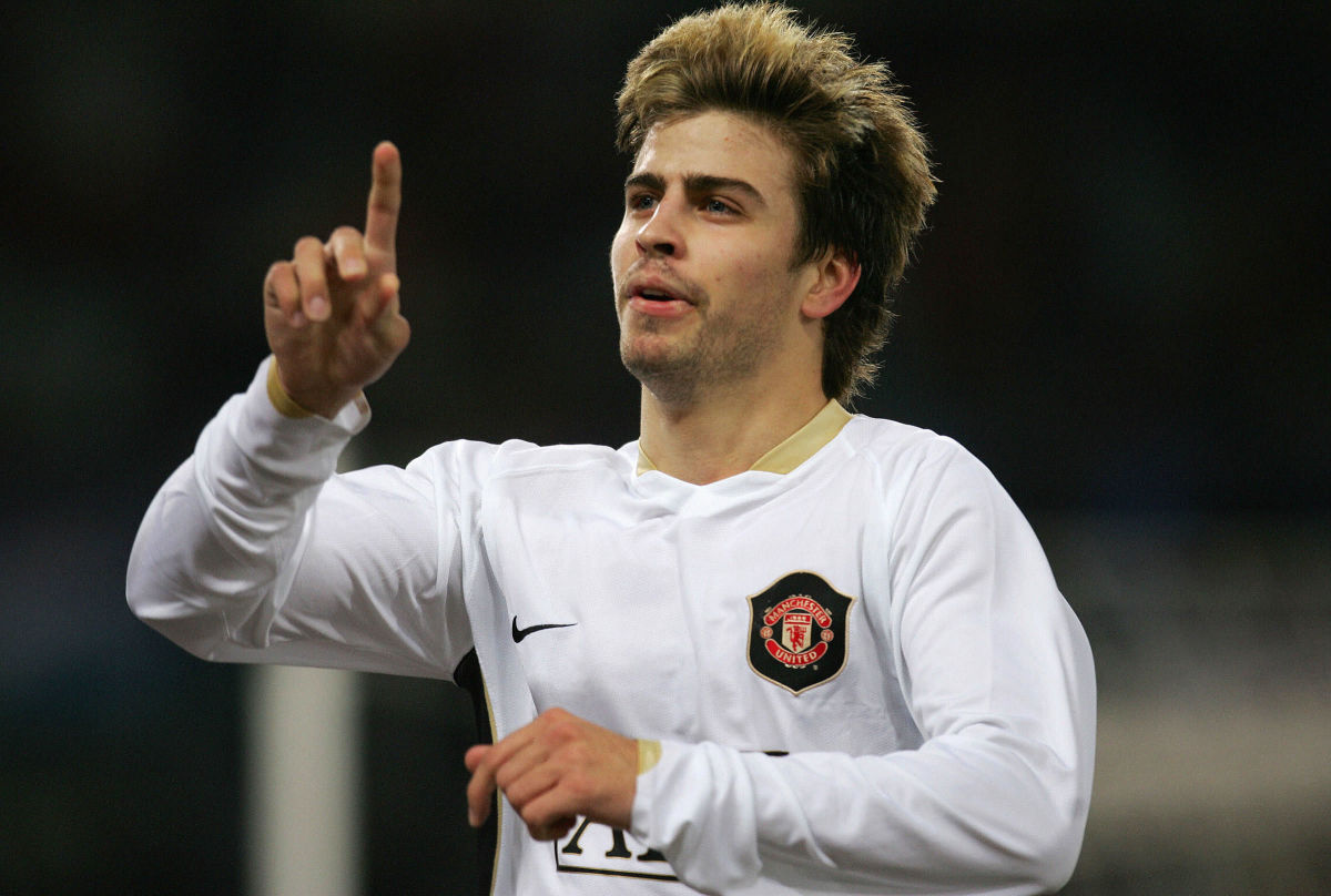 manchester-united-s-spanish-defender-ger-5ba8b1270ddb14748a000018.jpg