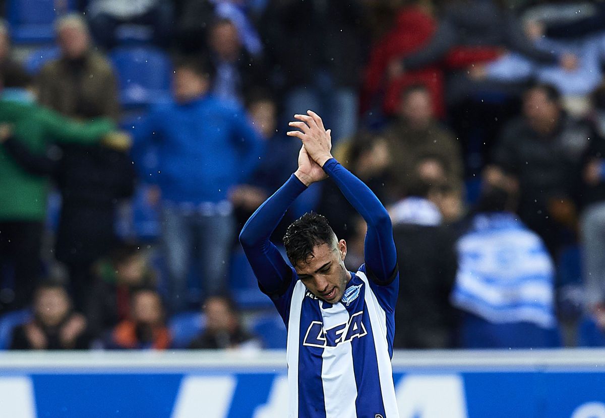 deportivo-alaves-v-getafe-la-liga-5b5c34b9347a02c246000003.jpg