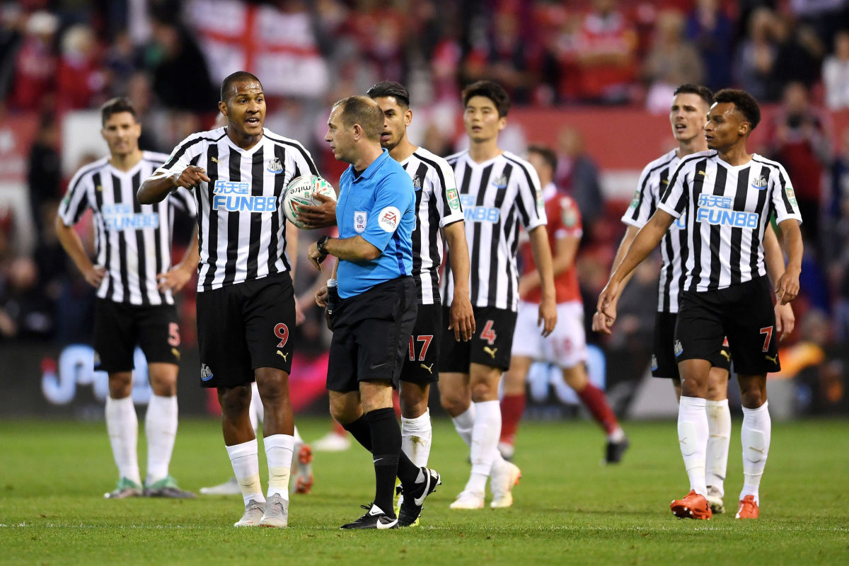 nottingham-forest-v-newcastle-united-carabao-cup-second-round-5b87fafbc6e814663d00000d.jpg