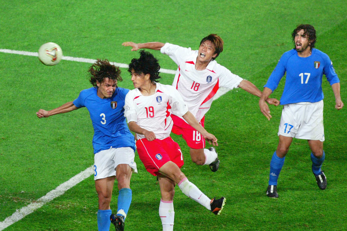 south-korean-midfielder-ahn-jung-hwan-2-5b08270bf7b09dc797000002.jpg