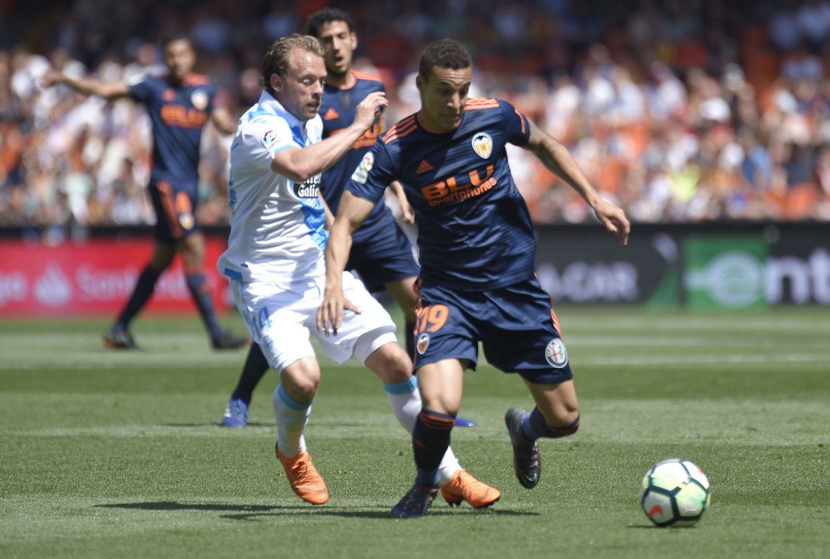 fbl-liga-esp-valencia-deportivo-5b5d8068347a02a52b000001.jpg