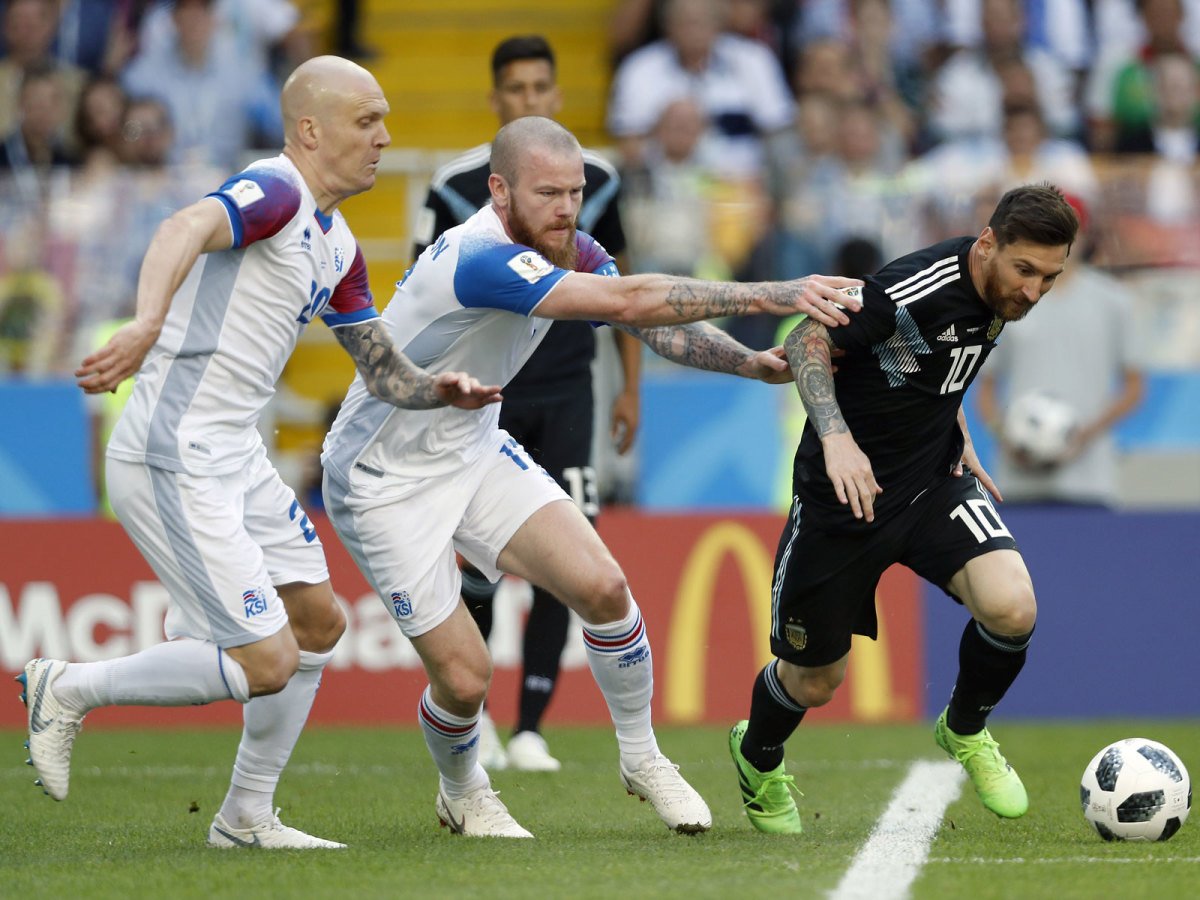 iceland-holds-messi-inline.jpg