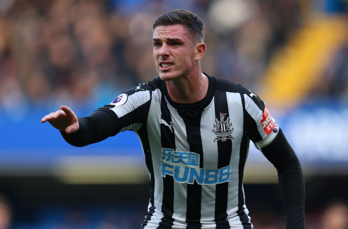 chelsea-v-newcastle-united-premier-league-5bf1ab5dd6ab7f40ee000001.jpg