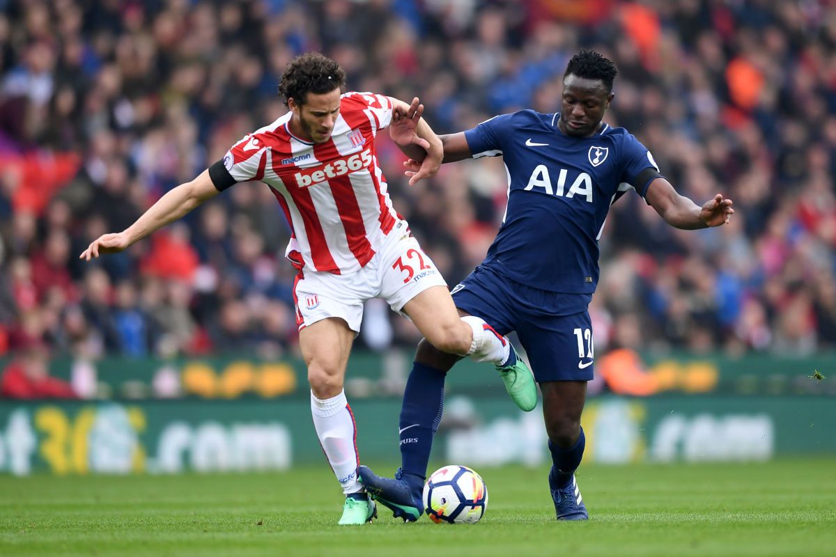 stoke-city-v-tottenham-hotspur-premier-league-5b5add5b42fc33adf9000033.jpg