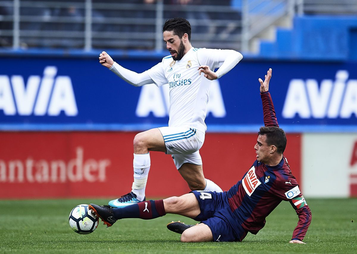 5abe1a0a74758fee5f000004.jpg