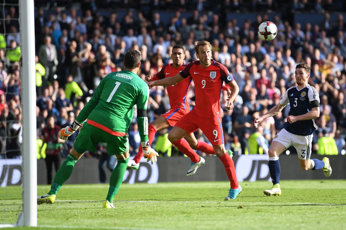 scotland-v-england-fifa-2018-world-cup-qualifier-5b890e3df7e295493e000037.jpg