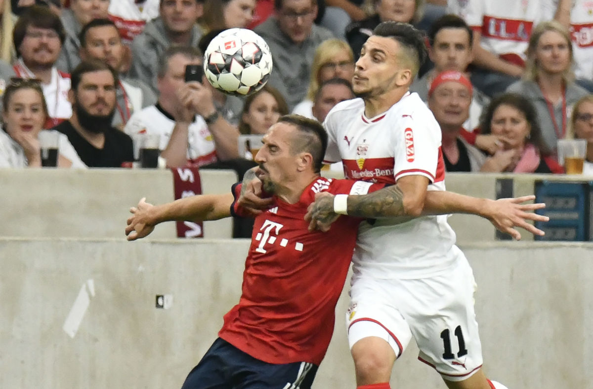 fbl-ger-bundesliga-stuttgart-bayern-munich-5b8ad6f5be787f595e00001c.jpg