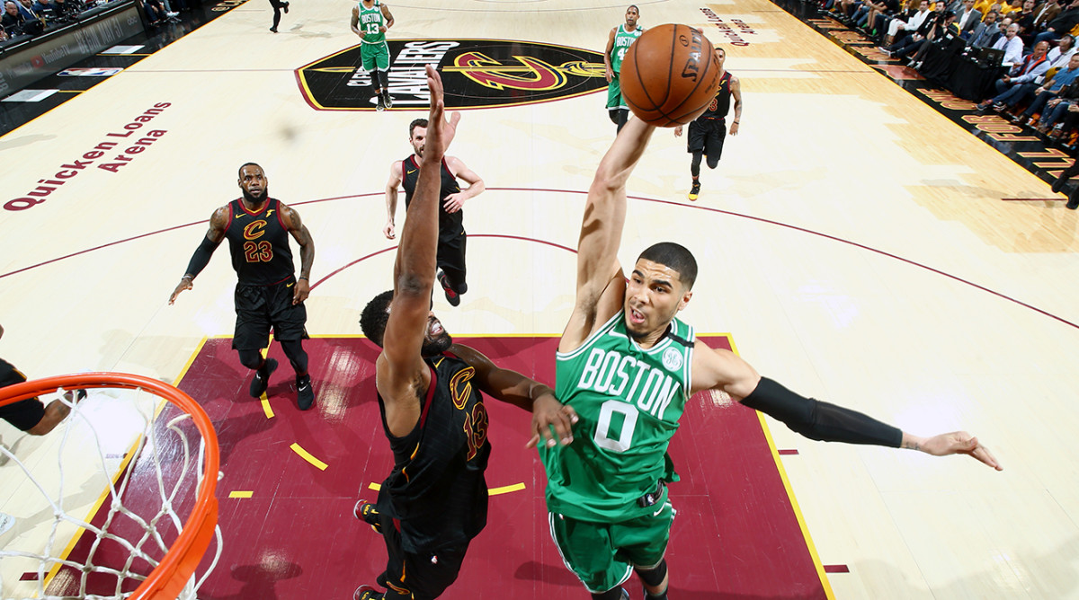 jayson-tatum-dunk.jpg