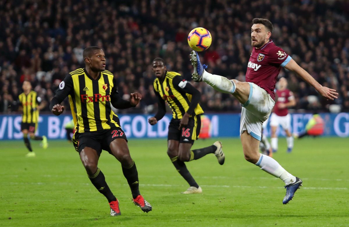 west-ham-united-v-watford-fc-premier-league-5c20d31e999a8e59e4000002.jpg