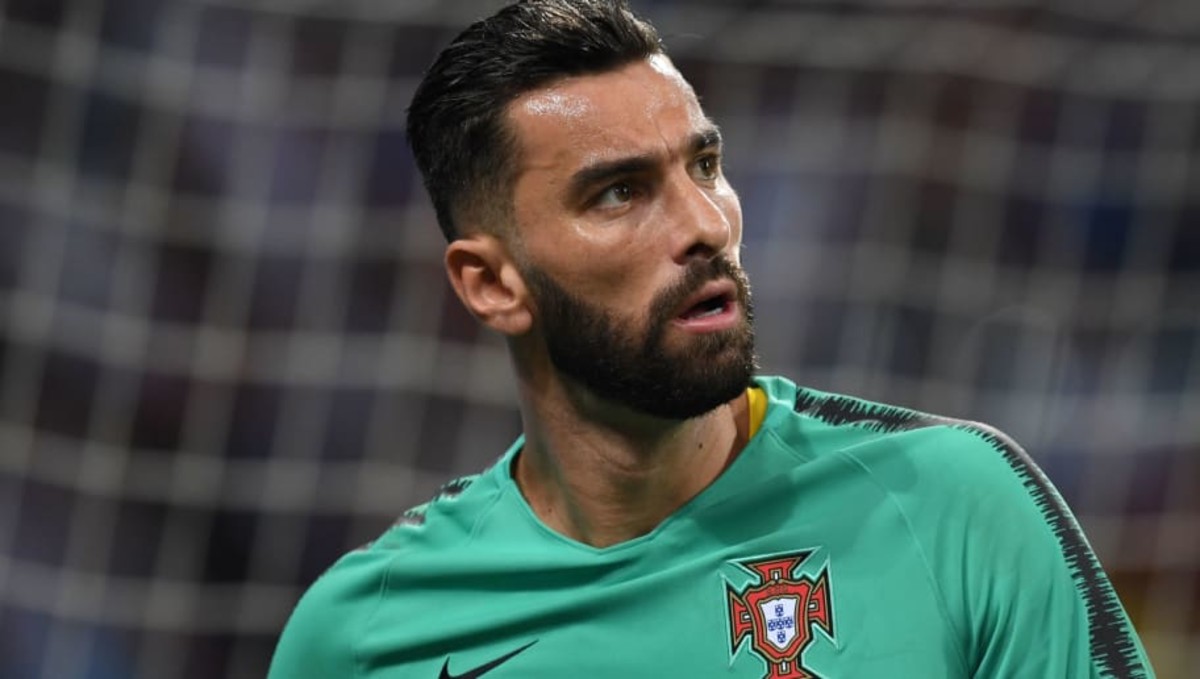 uruguay-v-portugal-round-of-16-2018-fifa-world-cup-russia-5b45d32973f36ccd0300000a.jpg