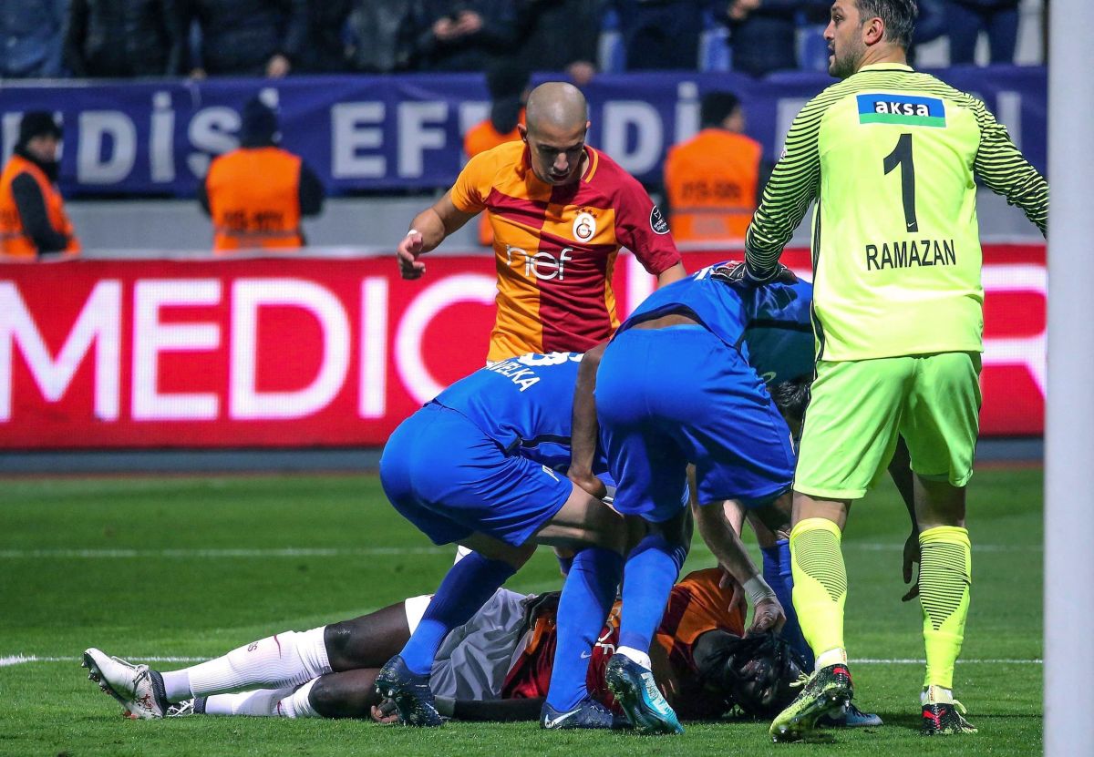 FBL-TUR-FRA-GOMIS-GALATASARAY