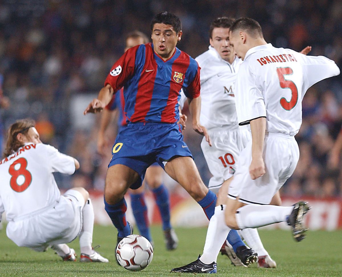 barcelona-argentinian-juan-roman-riquelme-c-vies-5b867d22118cc4571d000041.jpg