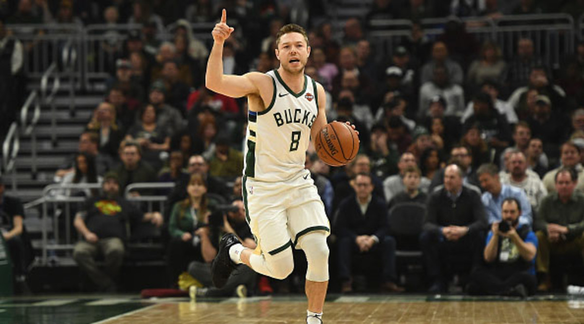 matthew dellavedova milwaukee jersey