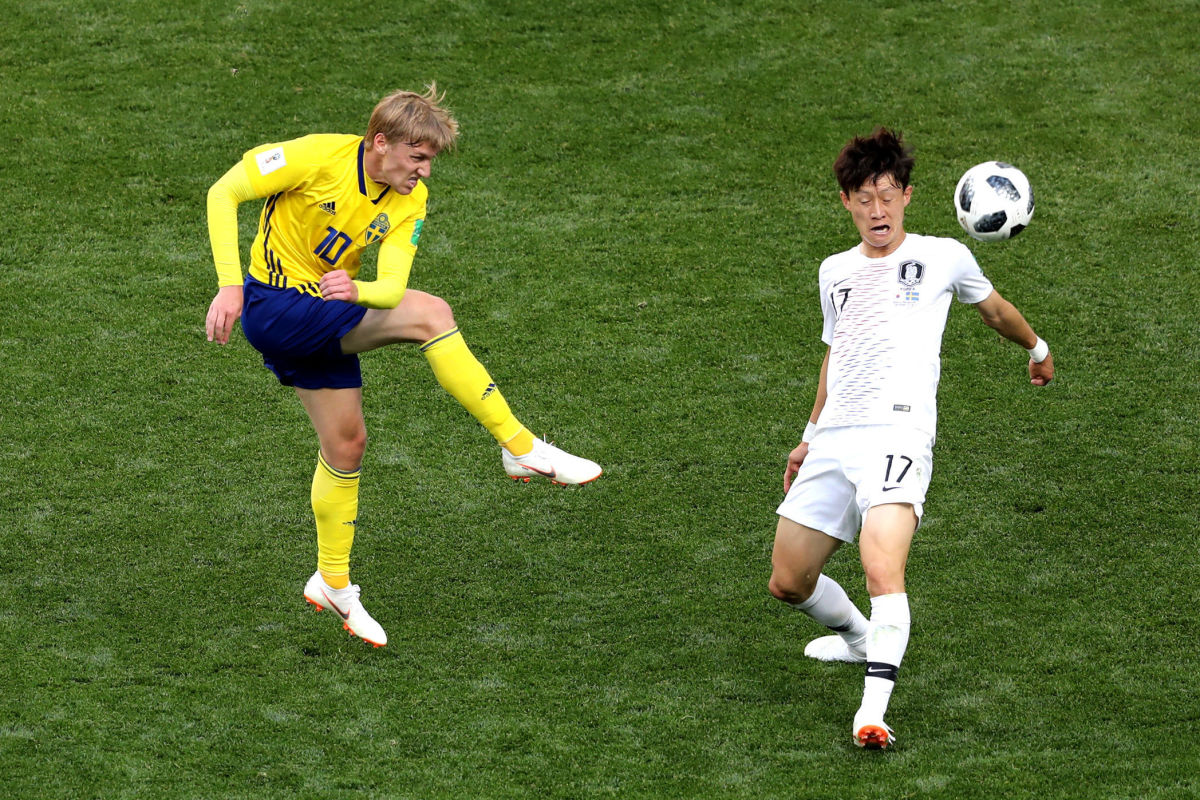 sweden-v-korea-republic-group-f-2018-fifa-world-cup-russia-5b27acbf347a02ad9a000001.jpg