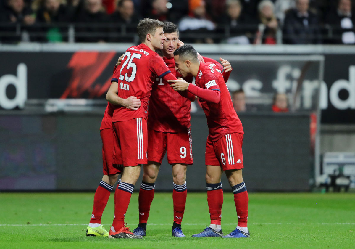 eintracht-frankfurt-v-fc-bayern-muenchen-bundesliga-5c1e9389adb9d7459200004e.jpg