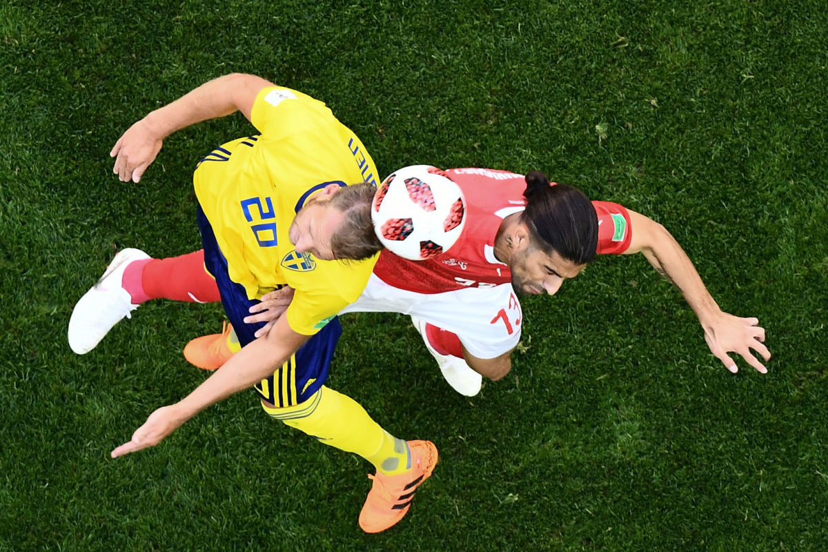 topshot-fbl-wc-2018-match55-swe-sui-5b3f6922f7b09dc16100001c.jpg