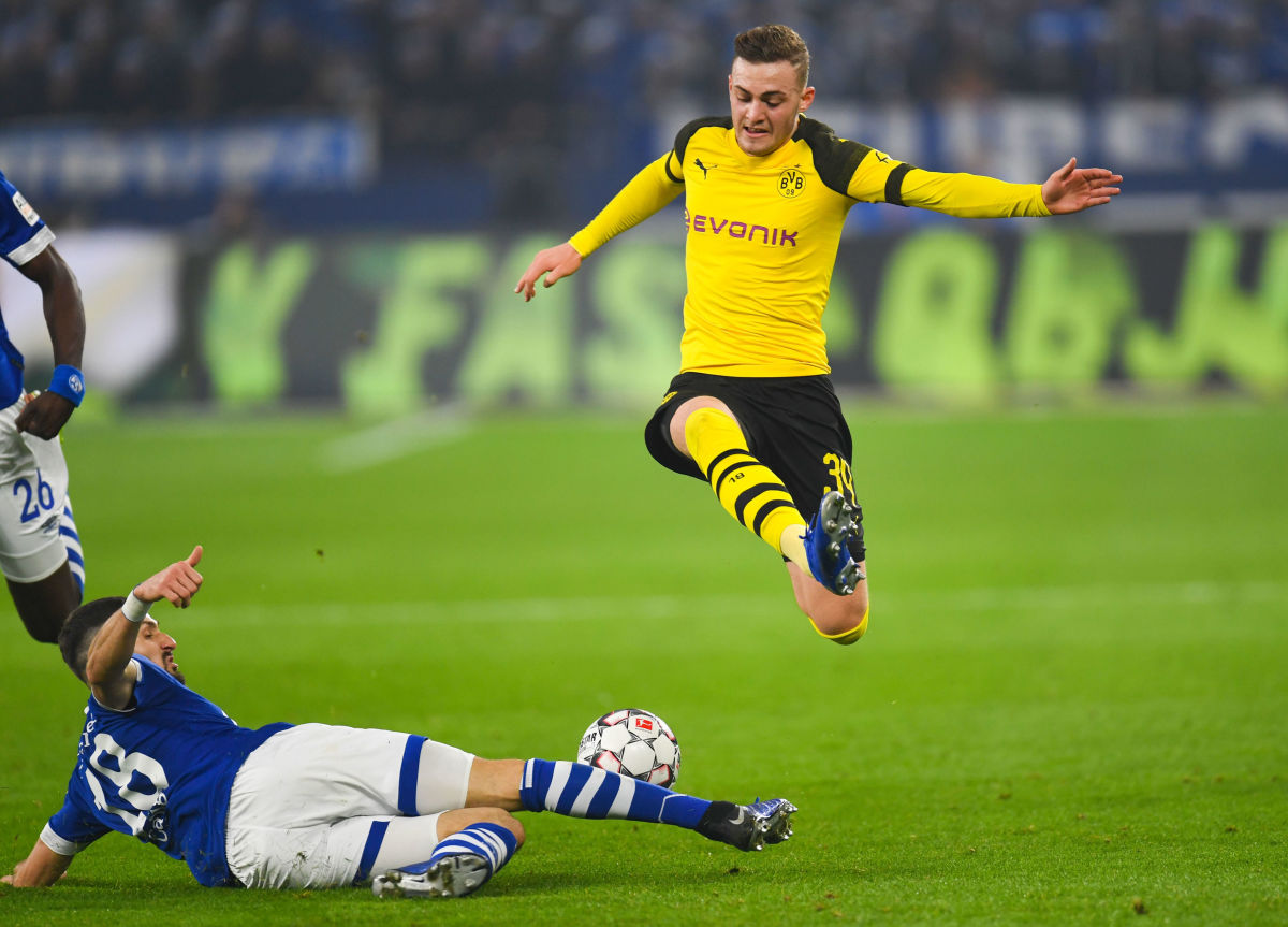 fbl-ger-bundesliga-schalke-dortmund-5c0bf223cf7ece89ee000003.jpg