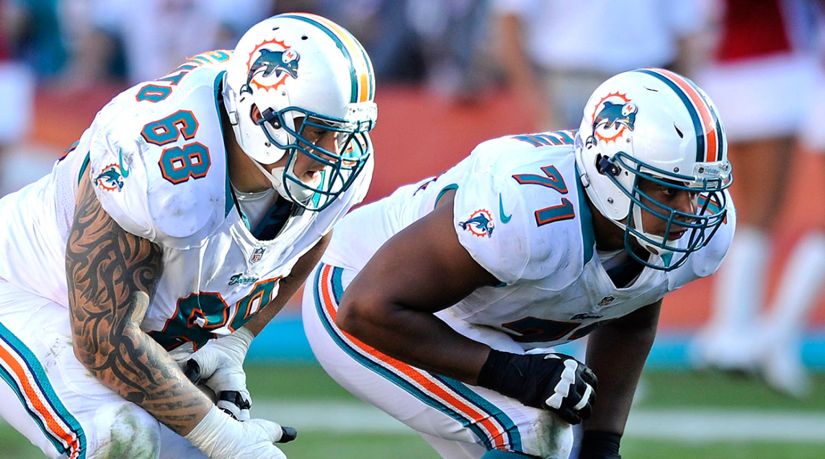 Richie Incognito and Jonathan Martin in a December 2012 Dolphins game.