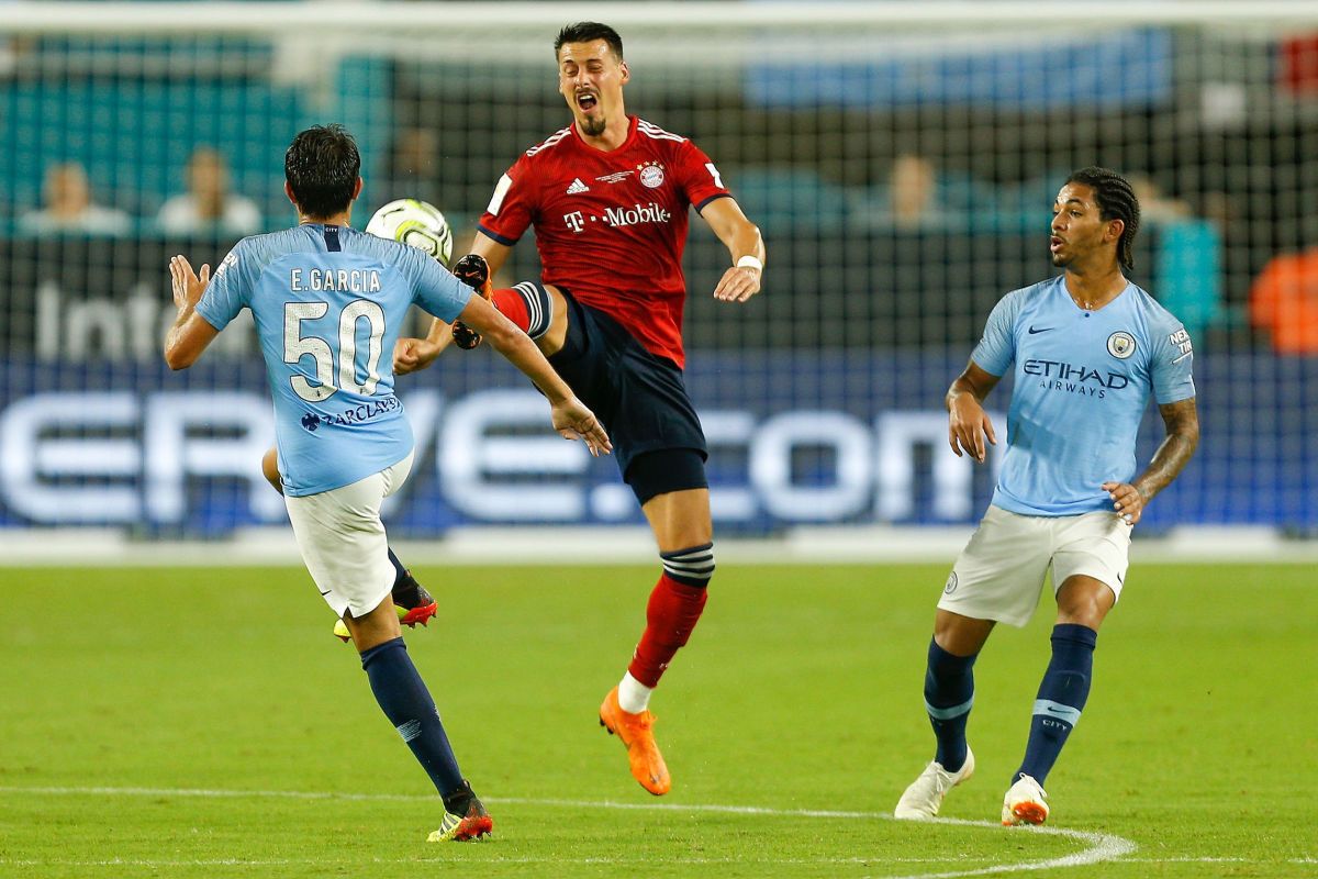 fc-bayern-munich-v-manchester-city-international-champions-cup-2018-5b5f008ac6bd89a910000083.jpg