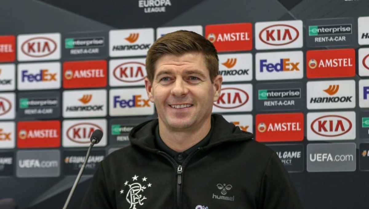 rangers-fc-training-and-press-conference-5c2756924596833d33000001.jpg
