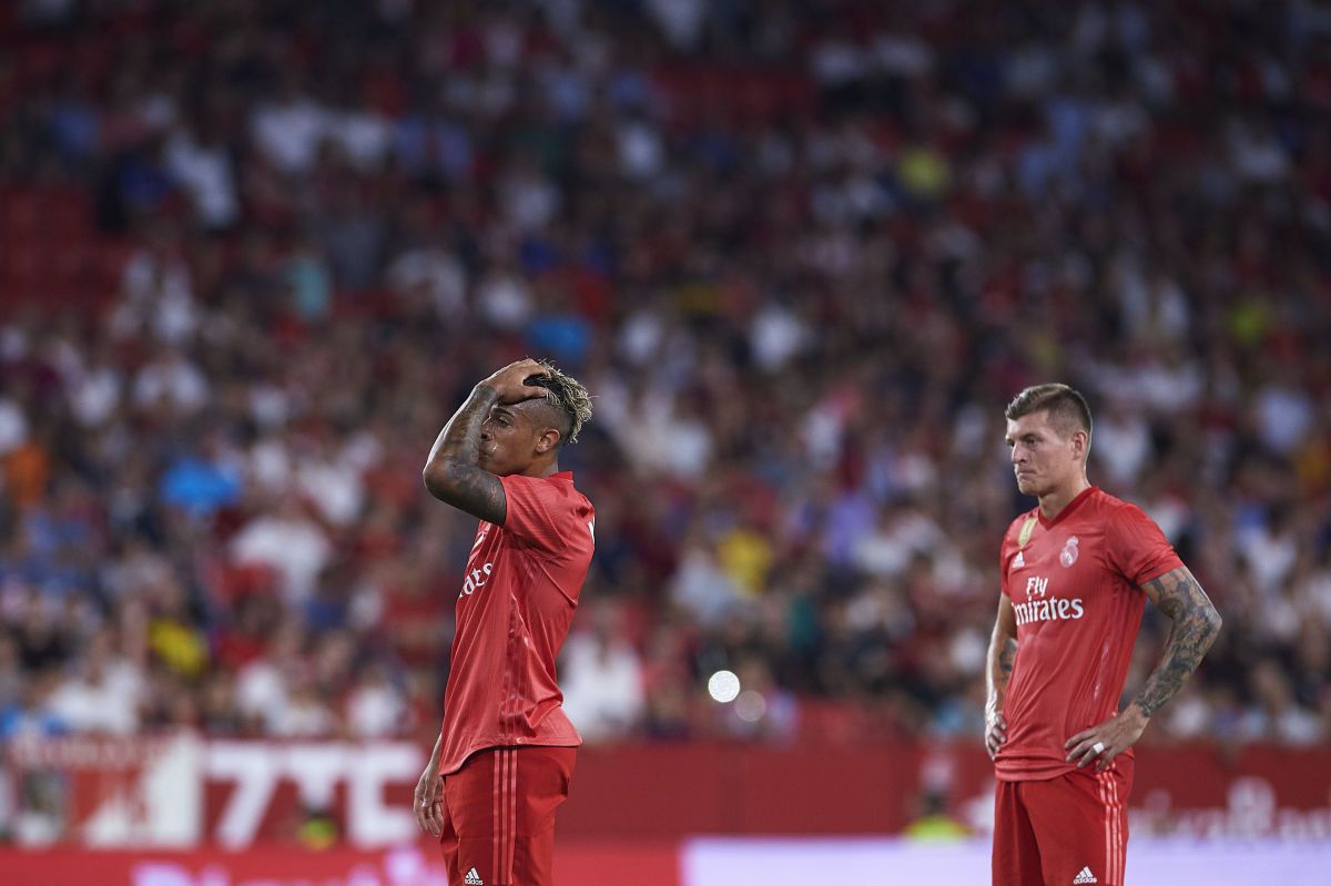 sevilla-fc-v-real-madrid-cf-la-liga-5bacb1319e8b985776000037.jpg