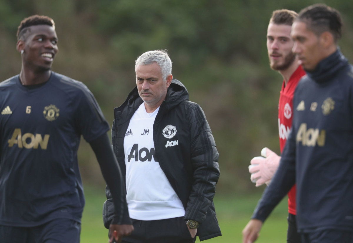 mourinho-pogba-man-united-training.jpg