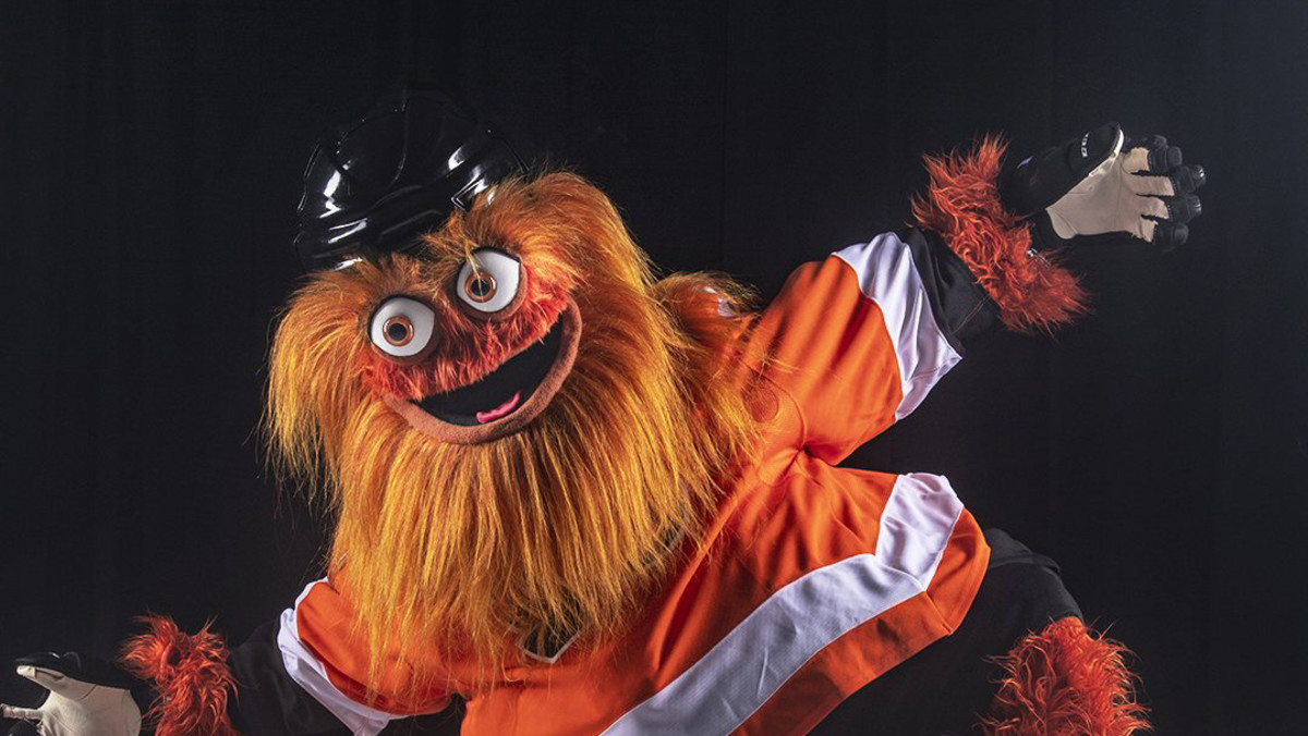 Philadelphia Flyers mascot 'Gritty' debuts (photos, video) Sports