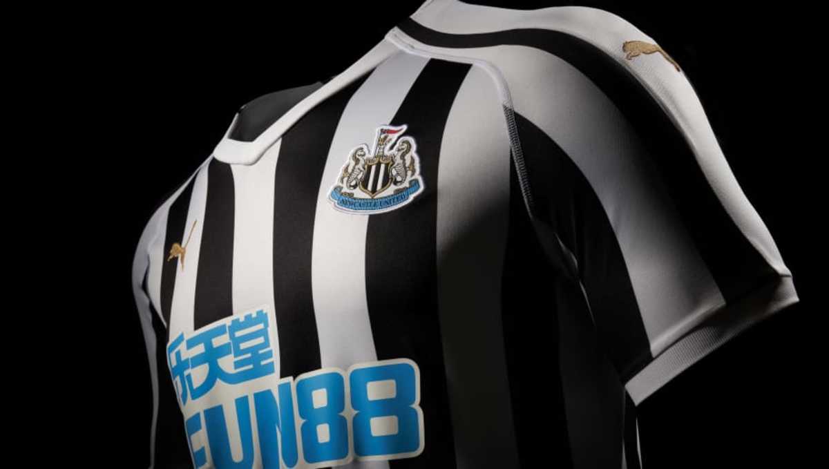 VIDEO: Newcastle United Unveil New Home Kit for 2018/19 Campaign ...