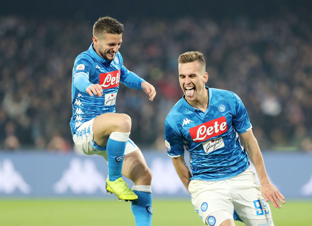 ssc-napoli-v-bologna-fc-serie-a-5c28903dfc664ab391000010.jpg