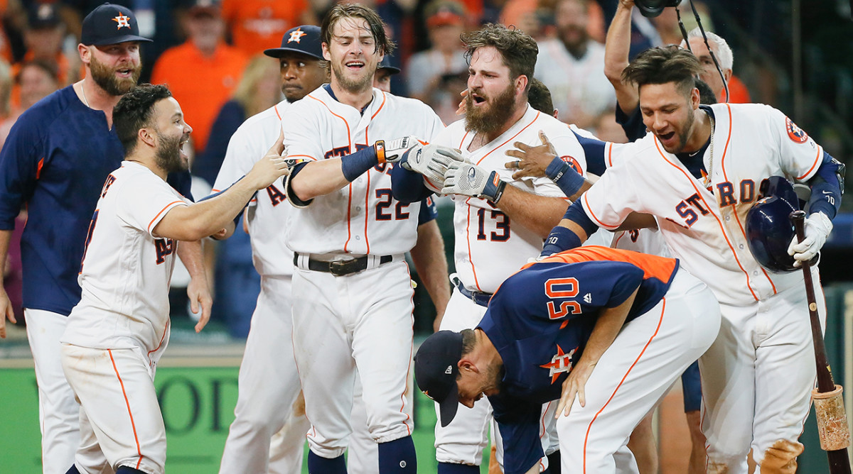 Astros players show support for special needs child told not to cheer
