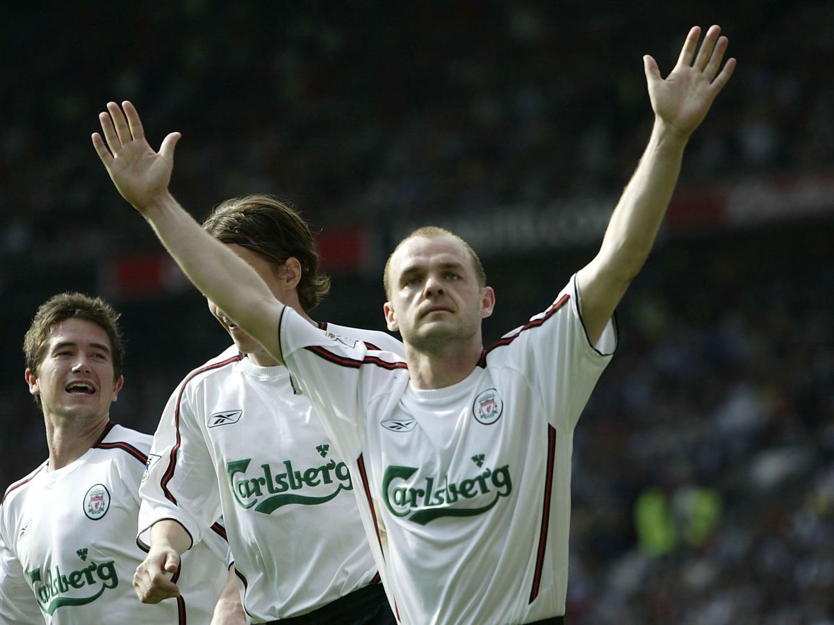 manchester-united-v-liverpool-5b829b71254655cbdb000001.jpg