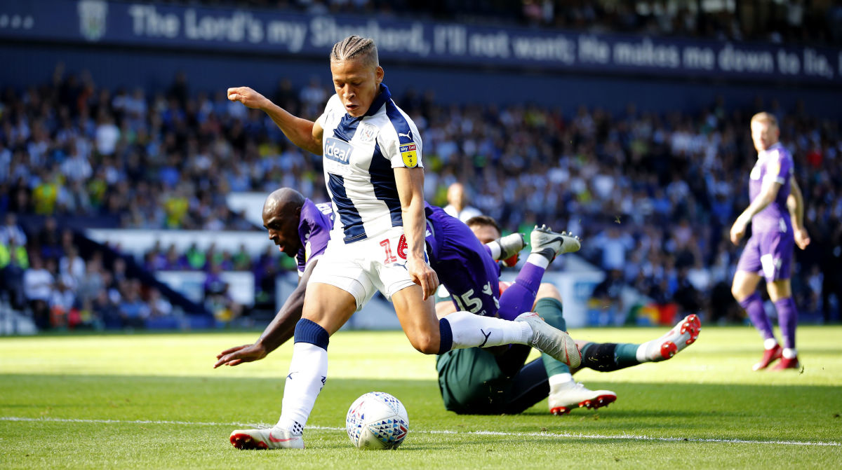 west-bromwich-albion-v-stoke-city-sky-bet-championship-5b97e77eed5907236d000008.jpg