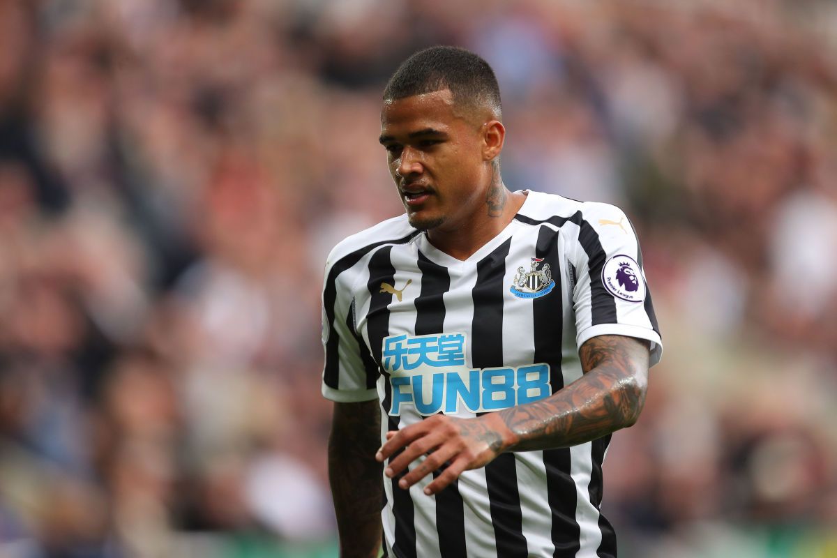 newcastle-united-v-arsenal-fc-premier-league-5badee8c9e8b98c8c8000023.jpg
