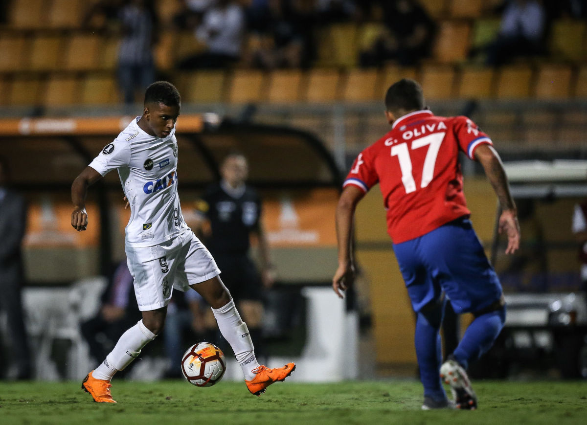 santos-v-nacional-uru-copa-conmebol-libertadores-2018-5b07d0e6f7b09db160000001.jpg