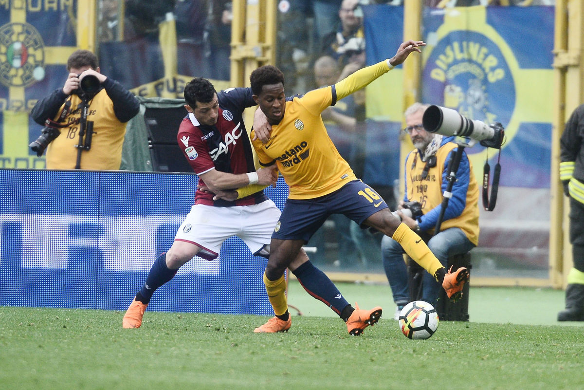 bologna-fc-v-hellas-verona-fc-serie-a-5b8e6d455bbffae613000001.jpg