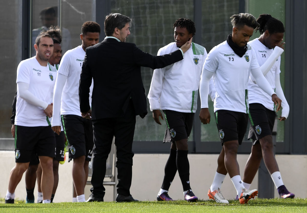fbl-eur-c1-sporting-training-5af9f01e347a02a5f1000003.jpg