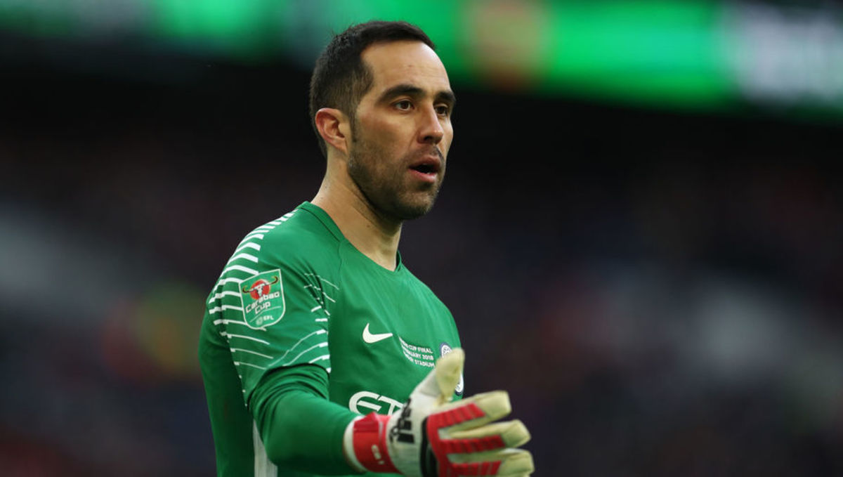Claudio Bravo: Boca Juniors keen on Man City stopper ...