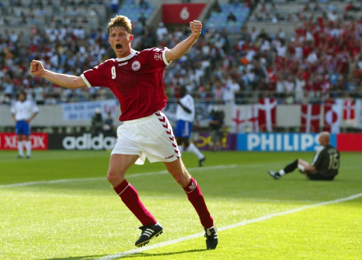 fussball-wm-2002-in-japan-und-korea-den-fra-2-0-5b0b333273f36c8551000001.jpg