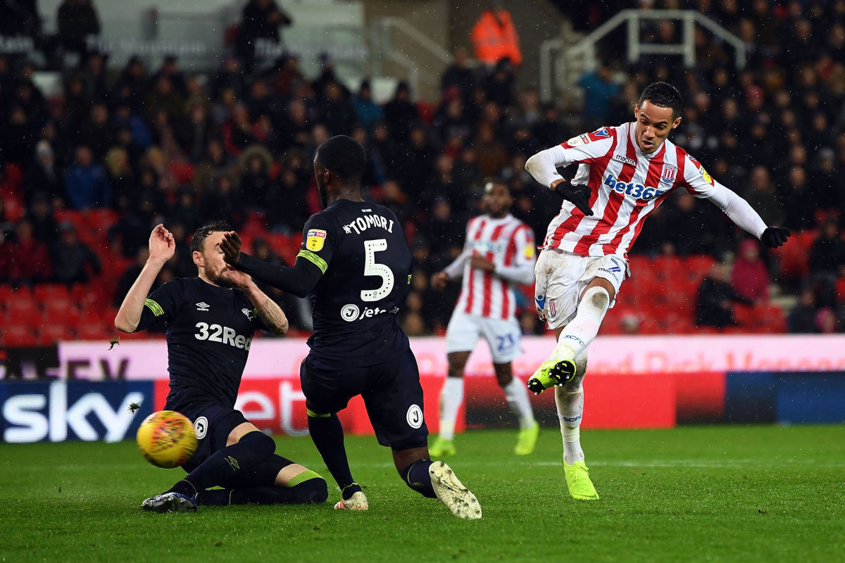 stoke-city-v-derby-county-sky-bet-championship-5bffc0c288d744e22800005e.jpg