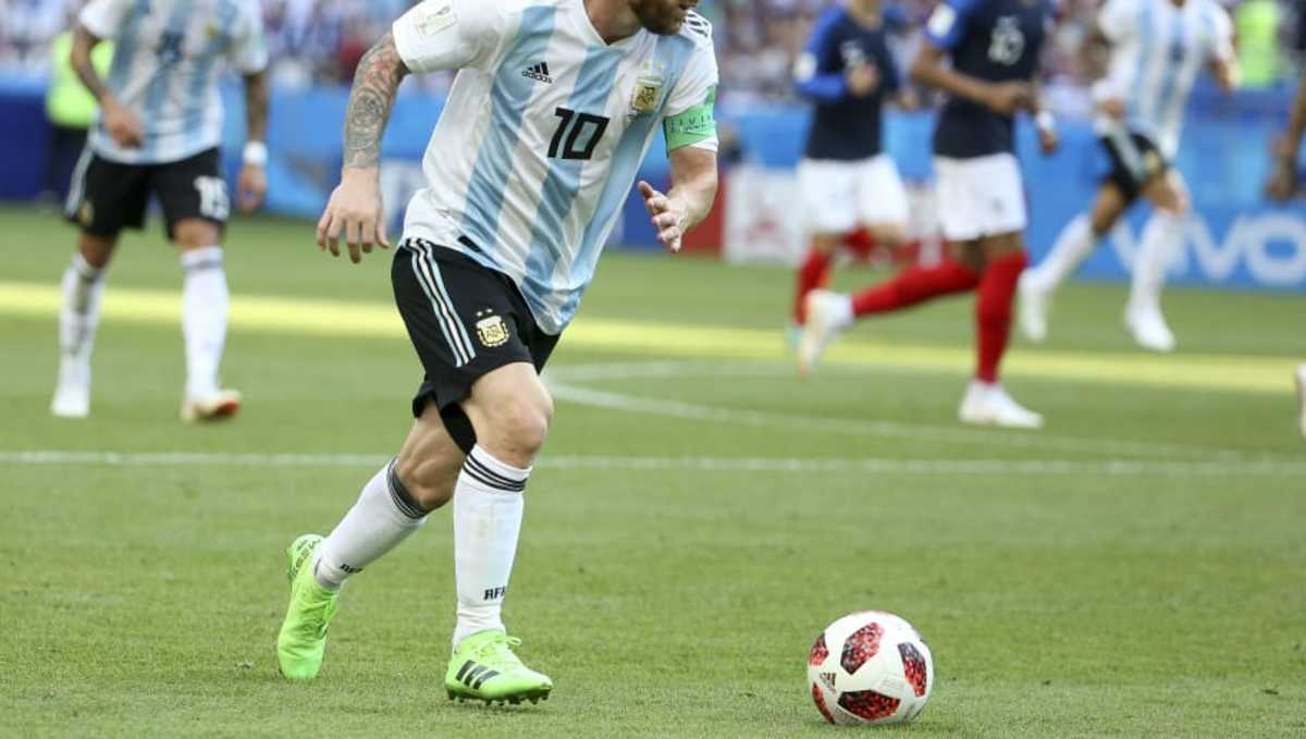UNA BELLEZA | Los nuevos botines usará Messi - Sports Illustrated