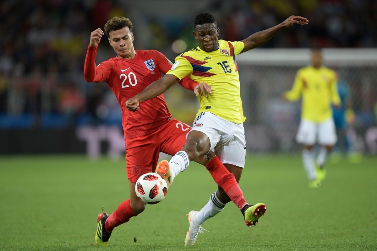 topshot-fbl-wc-2018-match56-col-eng-5b5ed27f3467ac9a62000013.jpg